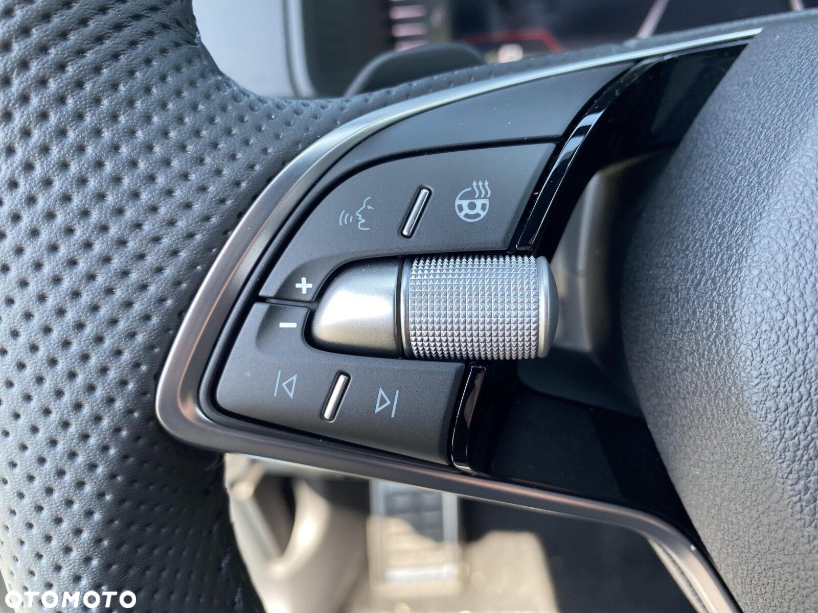 Skoda Karoq 1.5 TSI ACT Sportline DSG - 29