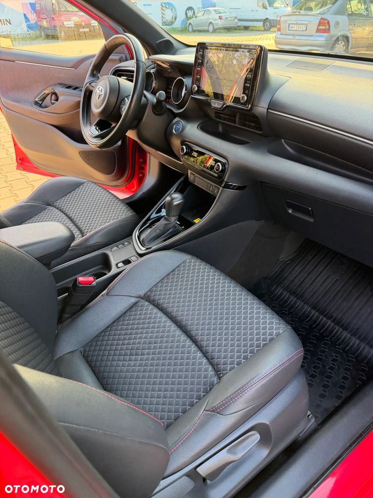 Toyota Yaris Hybrid 1.5 Premiere Edition - 6