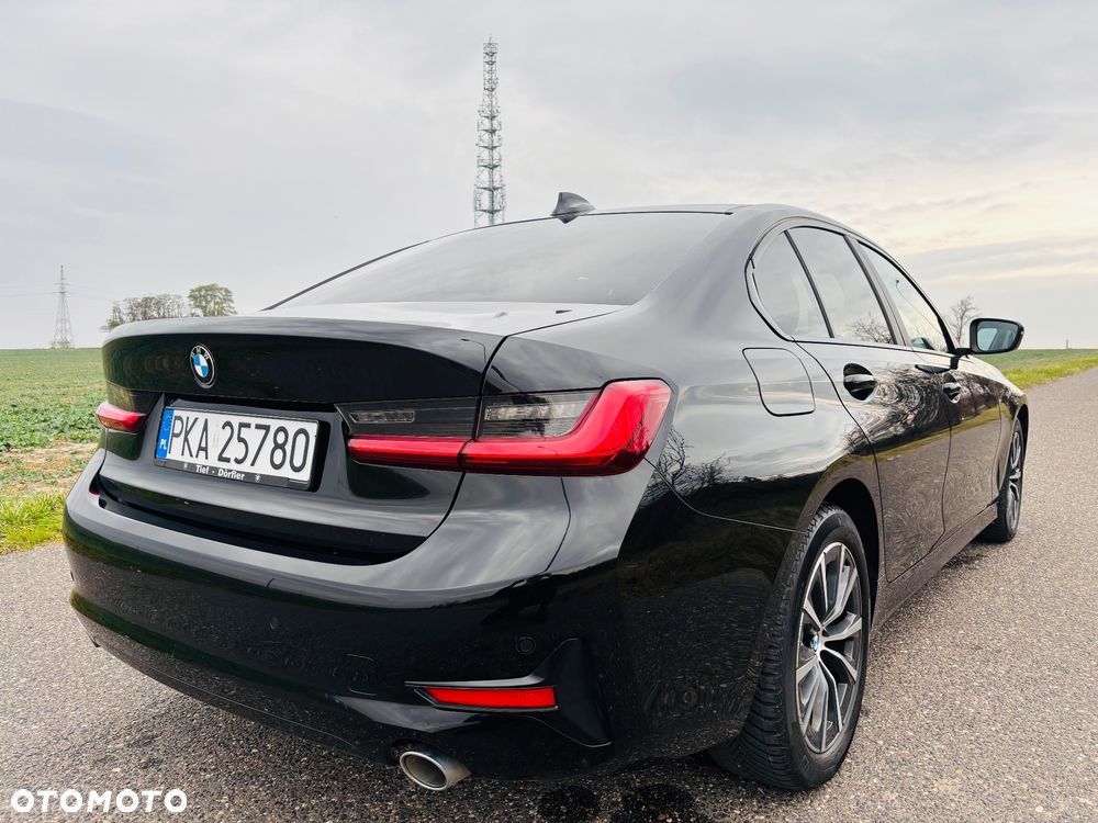 BMW Seria 3 318d - 5