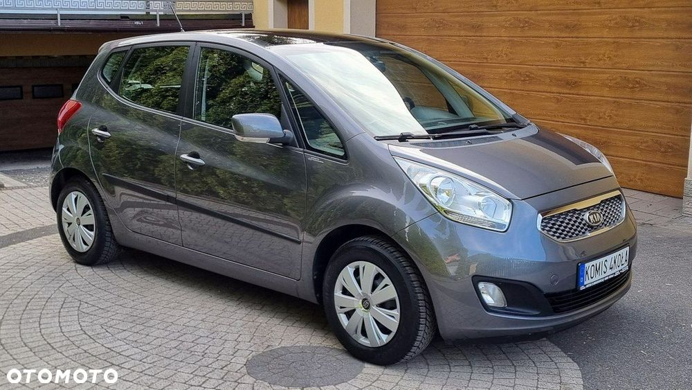 Kia Venga - 7