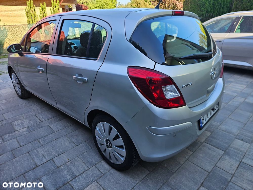 Opel Corsa - 9