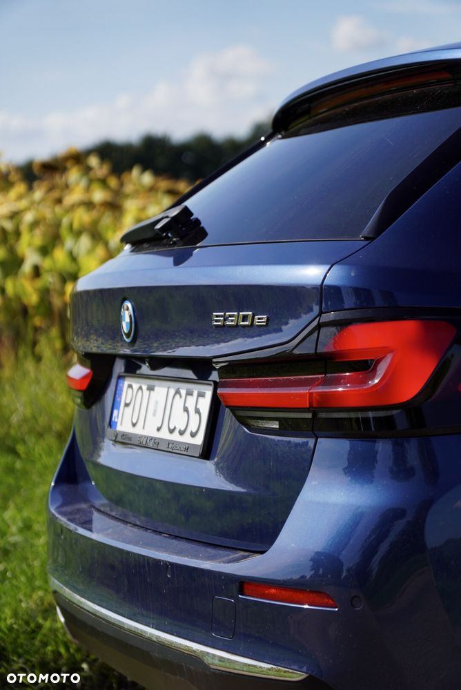BMW Seria 5 530e Luxury Line - 8