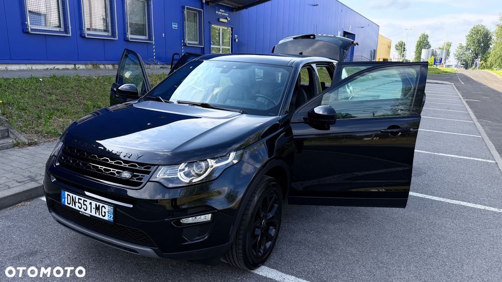 Land Rover Discovery Sport TD4 HSE Luxury - 35