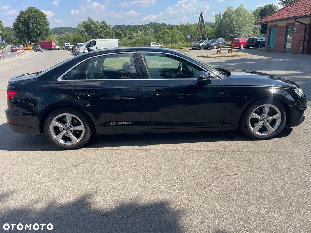 Audi A4 Limousine 35 TFSI advanced - 5