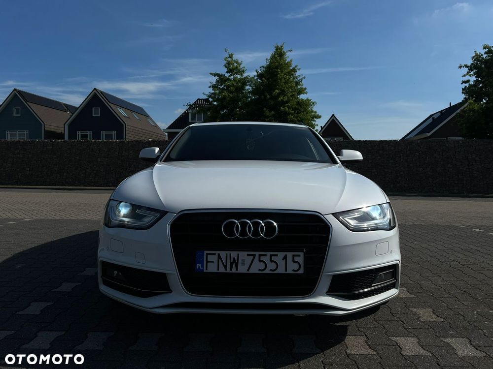 Audi A4 Avant 2.0 TDI DPF multitronic S line Sportpaket - 11