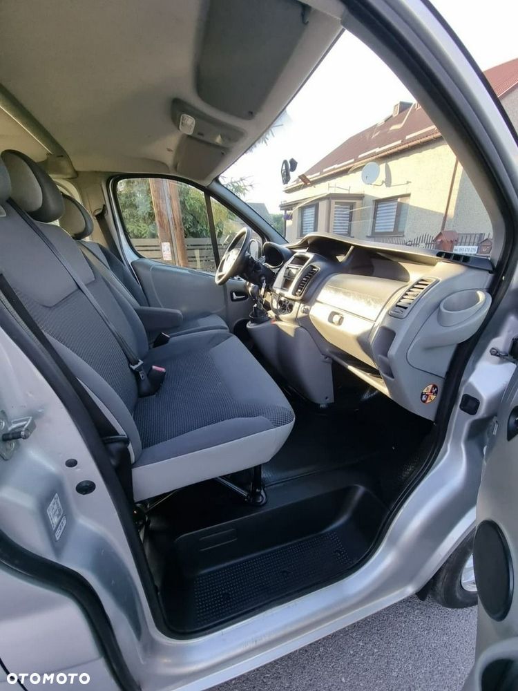 Opel Vivaro - 7