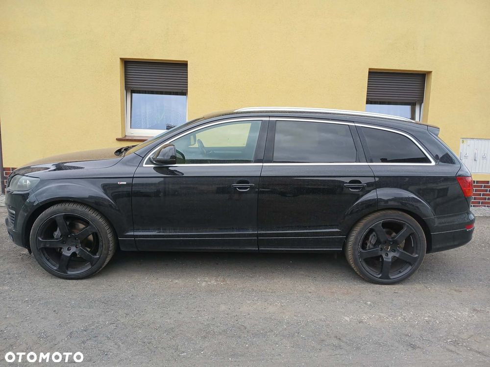 Audi Q7 - 8