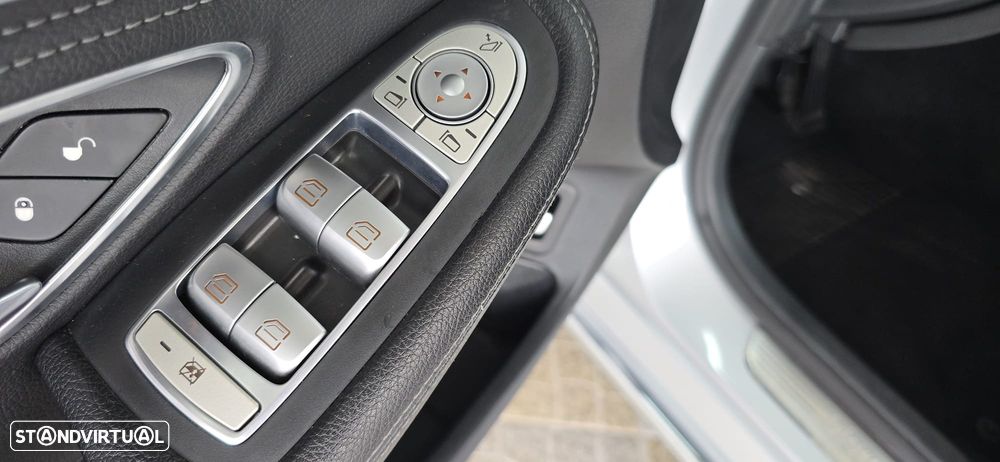Mercedes-Benz C 220 - 29