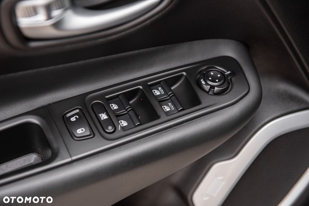 Jeep Renegade 2.0 MultiJet Active Drive Low Automatik Upland - 17