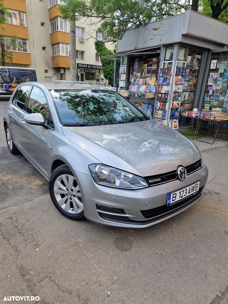 Volkswagen Golf - 5