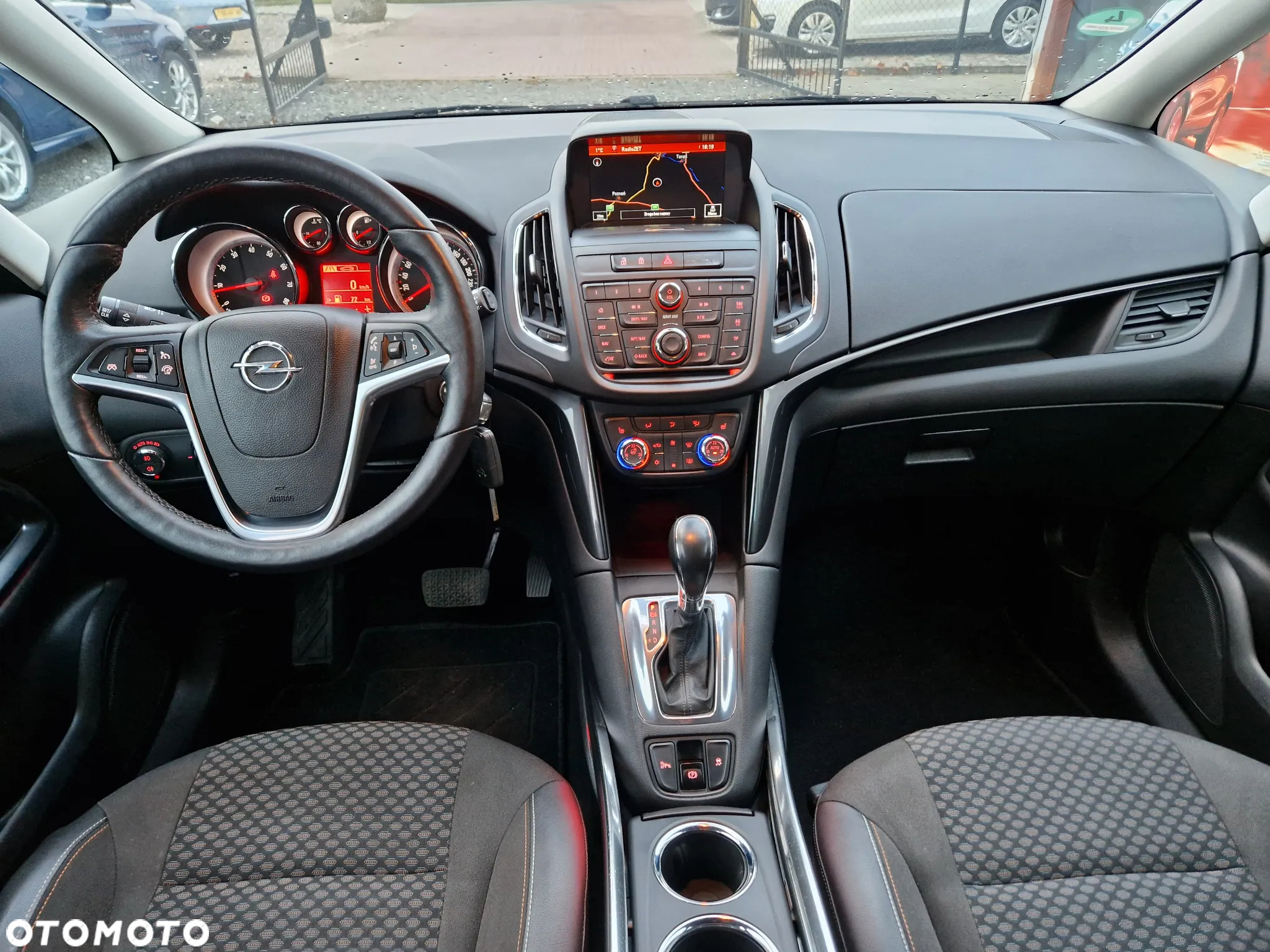 Opel Zafira - 24