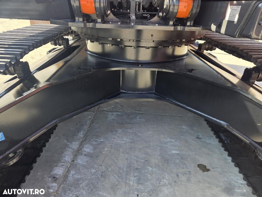 Hitachi BRATE LUNGI la 18m, Cupa 1,3mc, ZX350-7, masa operatinala 40 tone, adanc sapare 15m, FULL OPTION, posibilitate leasing 5 ani cu rata lunara 5.725eur, camere spate si laterale, produs in JAPONIA, PROMOTIE 295.000 EUR+tva - 9