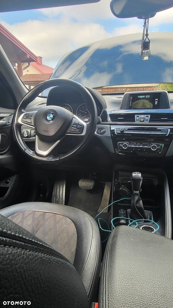 BMW X1 xDrive20d xLine - 6