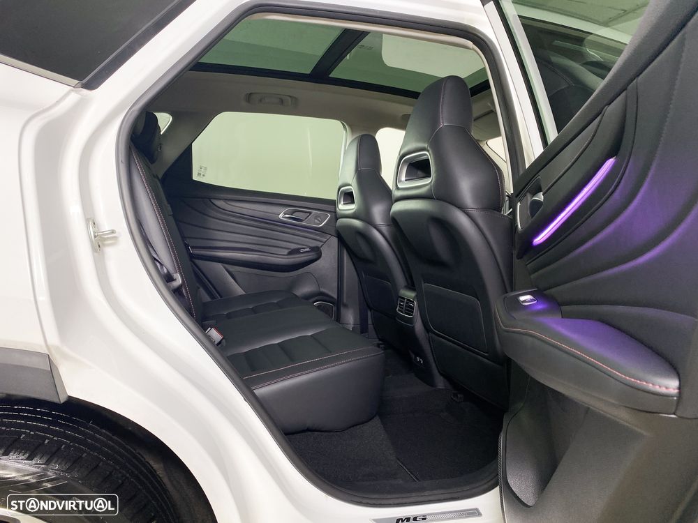 MG EHS 1.5 T-GDI Plug-in Hybrid Luxury - 18