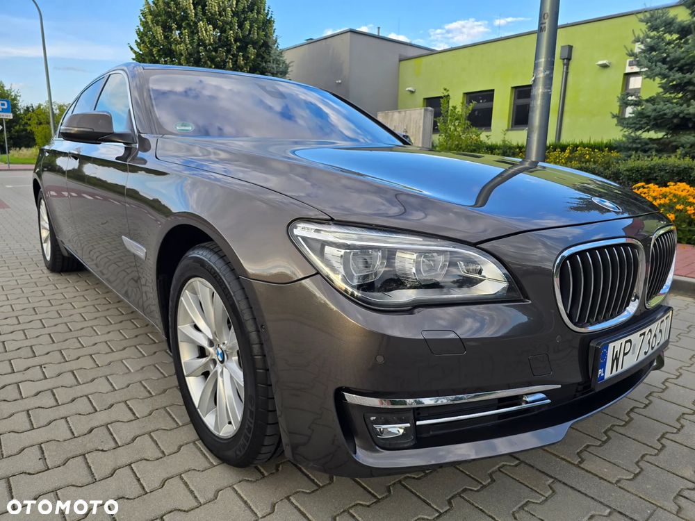 BMW Seria 7 750d xDrive Blue Performance Edition Exclusive - 4