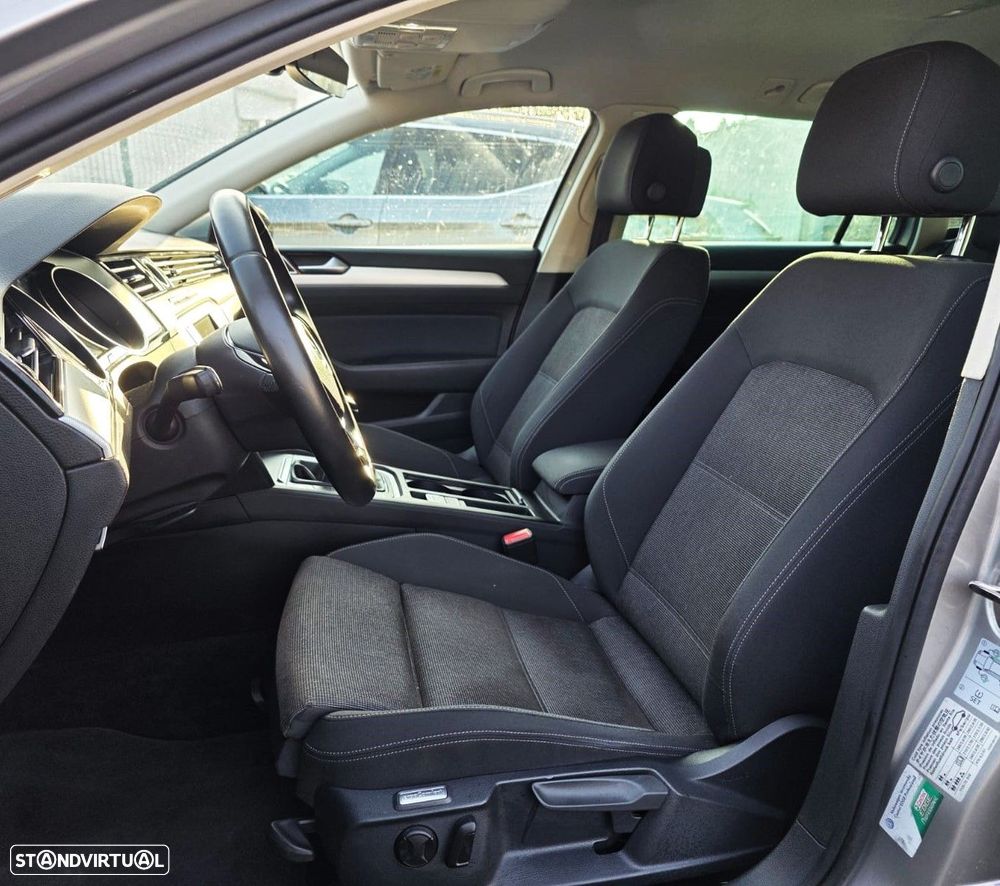 VW Passat Variant 1.6 TDI BlueMotion - 9