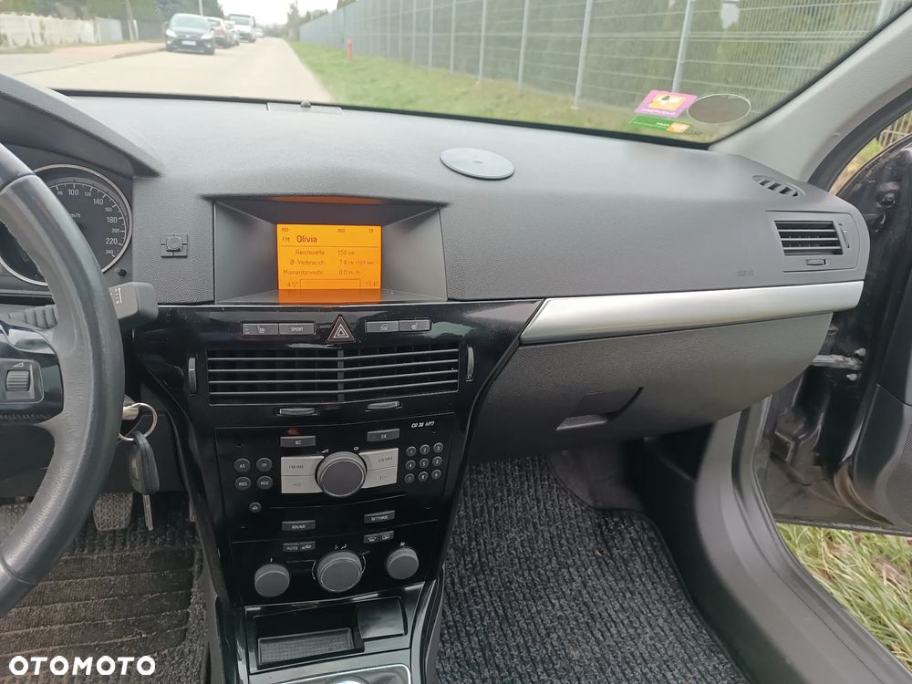 Opel Astra 1.7 CDTI DPF Edition - 17