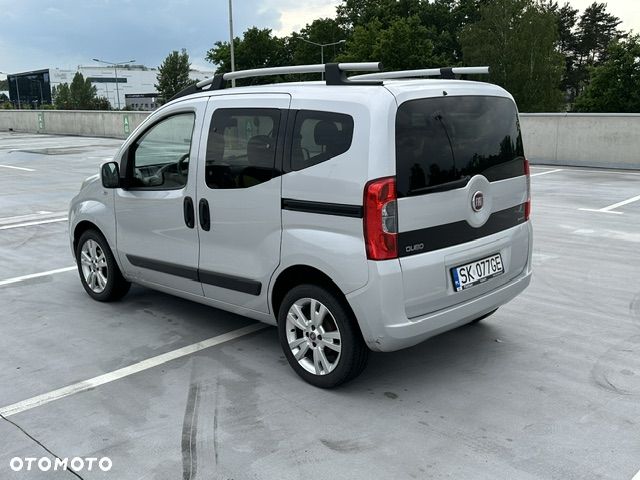 Fiat Fiorino Kombi Adventure - 3