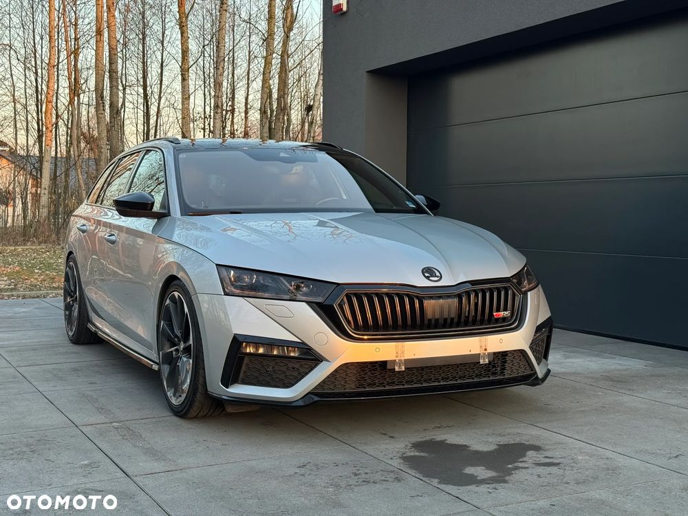 Skoda Octavia 2.0 TDI RS DSG - 2