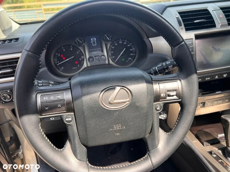 Lexus GX 470 - 11