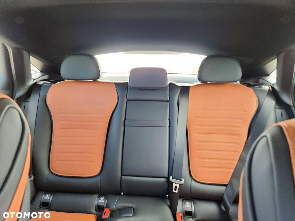 Mercedes-Benz GLC AMG 43 4Matic AMG SPEEDSHIFT MCT 9G AMG Line Premium - 10