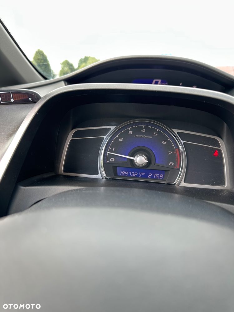Honda Civic 1.8 Executive - 10