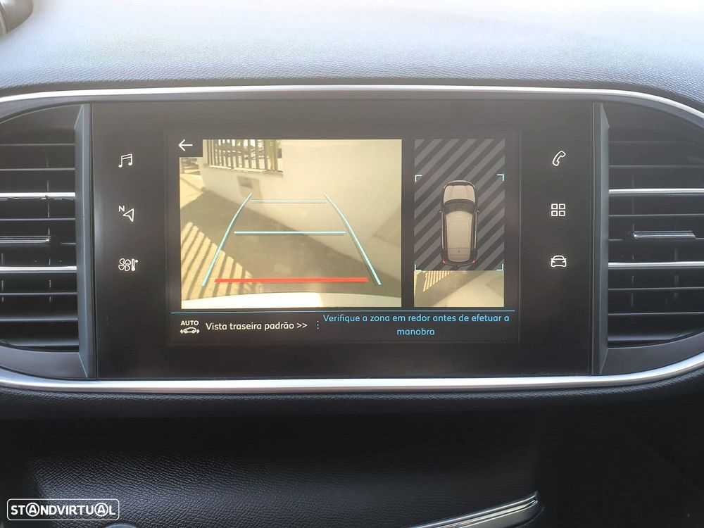 Peugeot 308 1.6 BlueHDi Allure J17 - 25