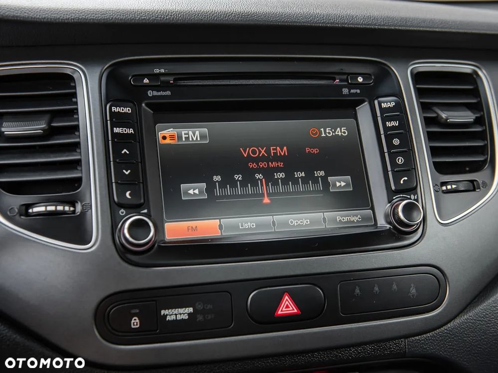 Kia Carens - 20