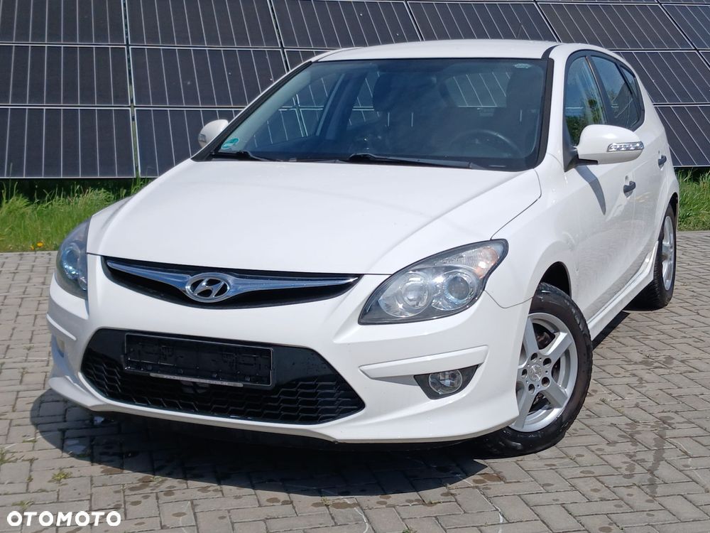 Hyundai i30 1.4 FIFA WM Edition - 9