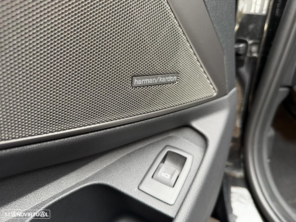 BMW M3 Competition Pack 50 anos M - 28