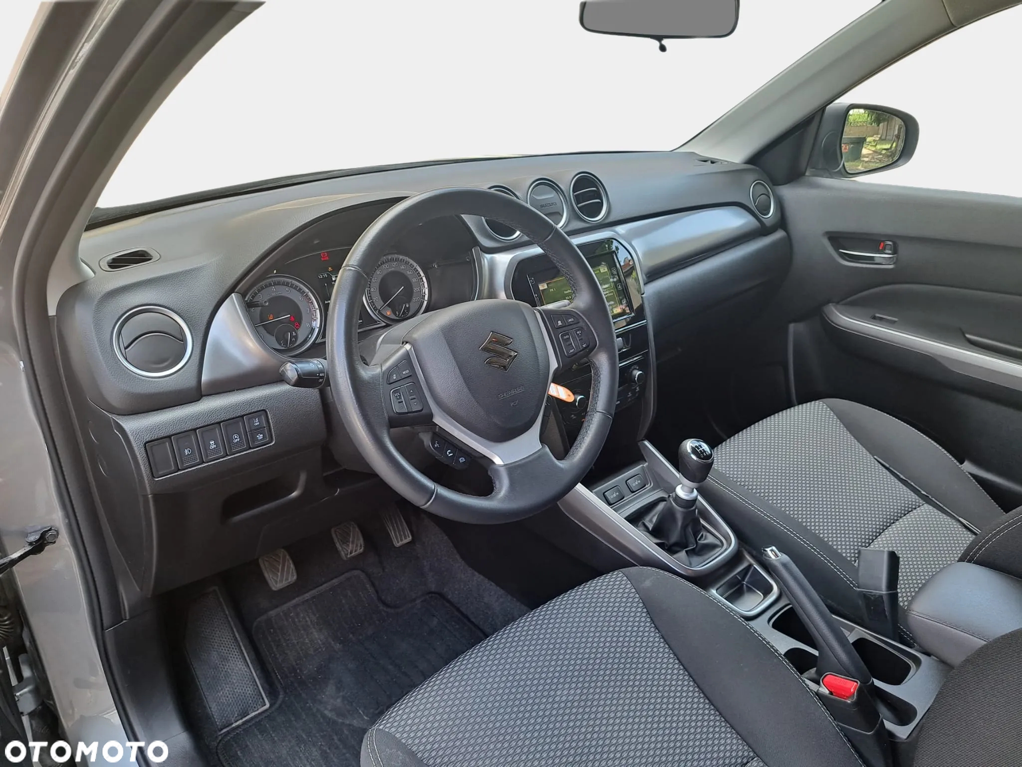 Suzuki Vitara 1.4 Boosterjet SHVS Premium 2WD - 11