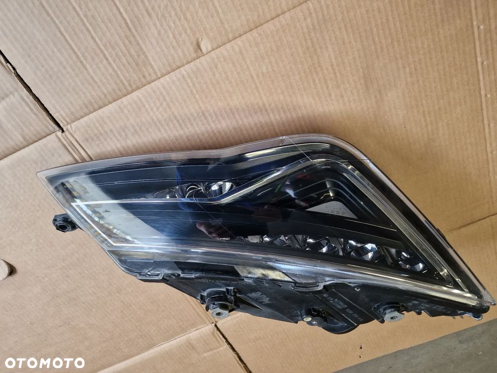 Reflektor prawy przód seat leon III lift  5F1 941 008G - 2