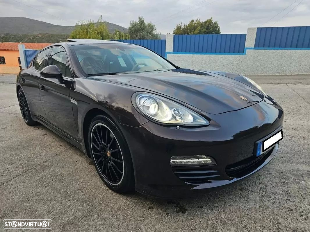 Porsche Panamera Platinum Edition - 3