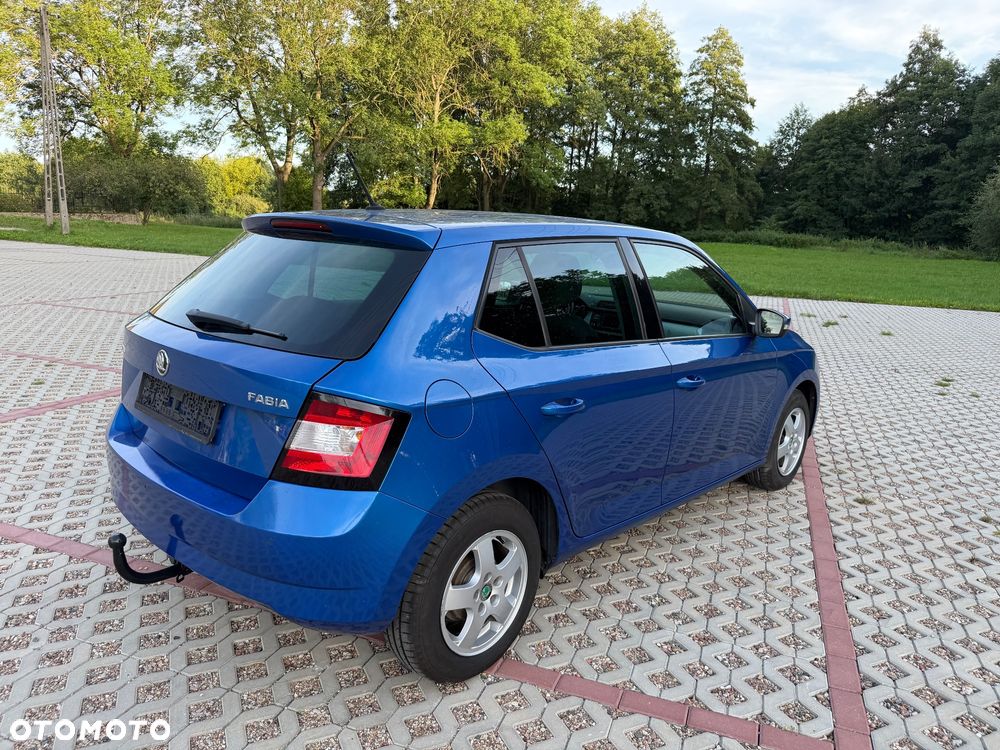 Skoda Fabia 1.2 TSI Active - 5