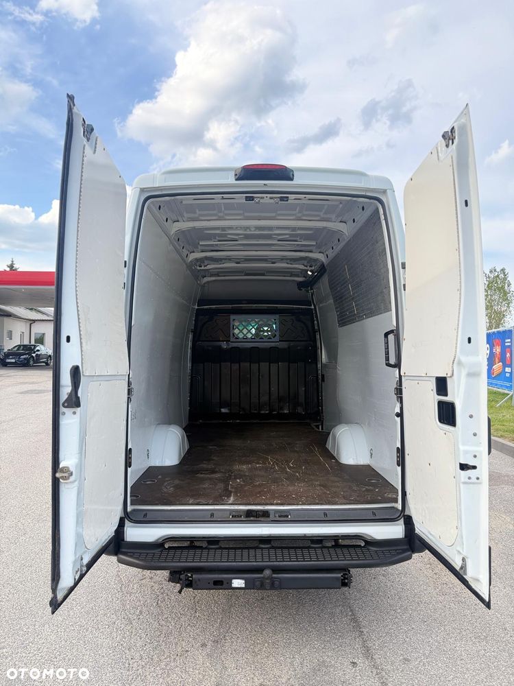 Iveco Daily - 12