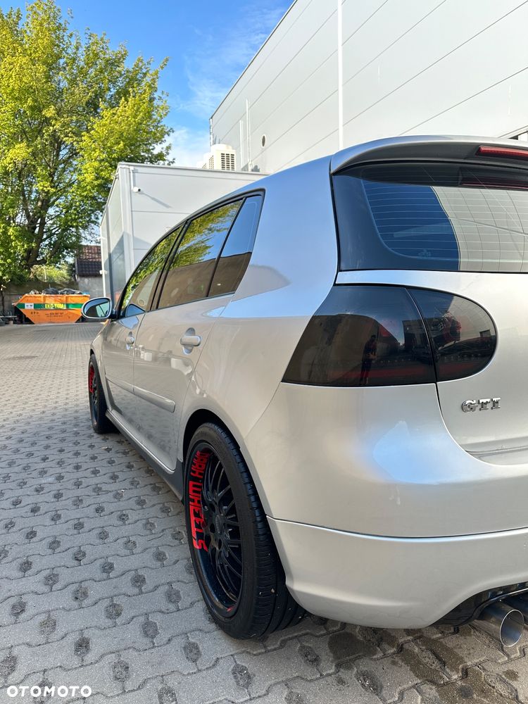 Volkswagen Golf V 2.0 TSI GTI - 2