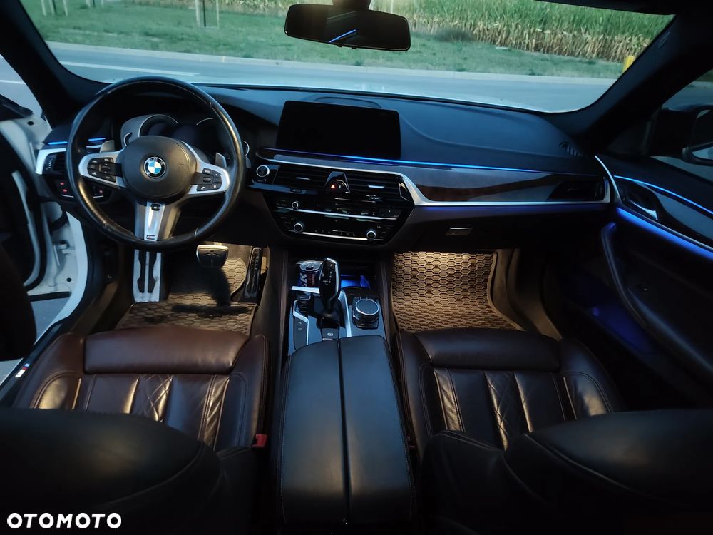 BMW Seria 5 540i xDrive M Sport sport - 9