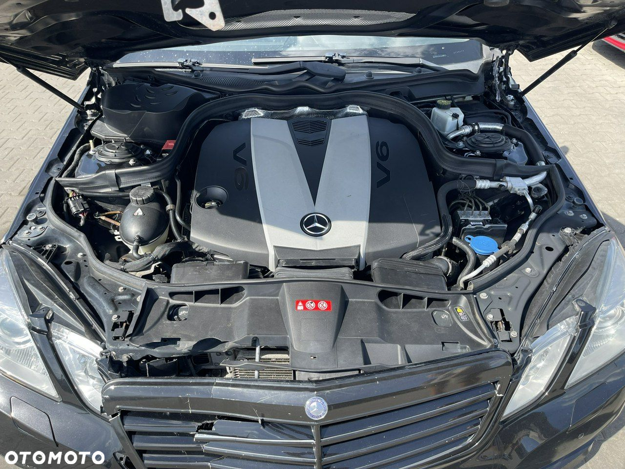 Mercedes-Benz Klasa E 300 BlueTEC 7G-TRONIC Avantgarde - 12