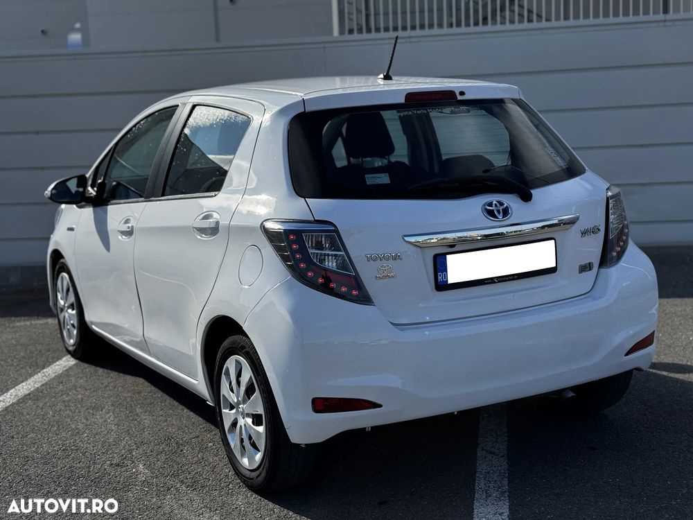 Toyota Yaris - 3