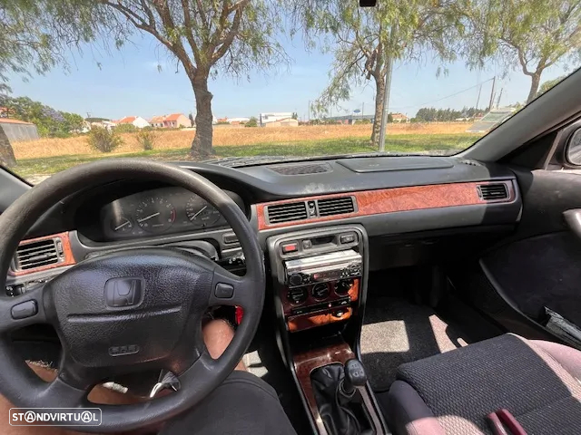 Honda Civic 1.4i - 8