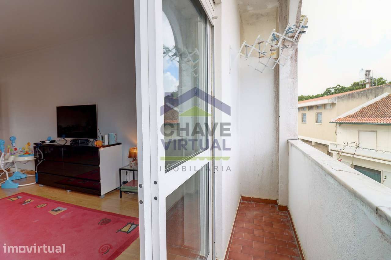 Apartamento T3 com Garagem - Centro Bombarral - Grande imagem: 5/33