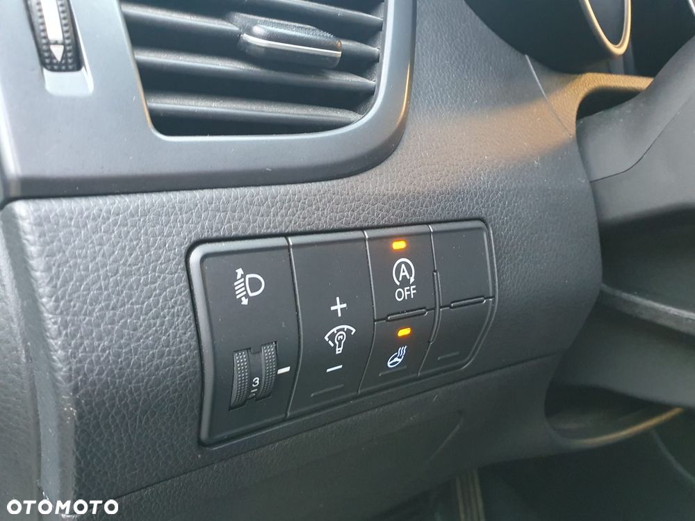 Hyundai i30 1.6 GDI BlueDrive Premium - 18