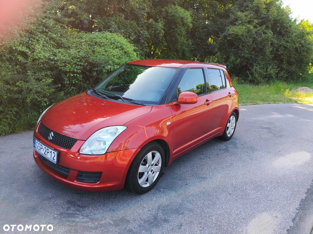 Suzuki Swift - 1