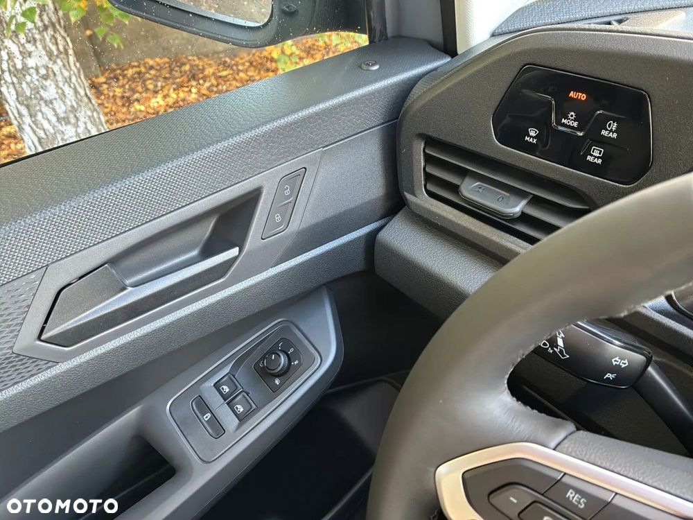 Volkswagen Caddy - 27