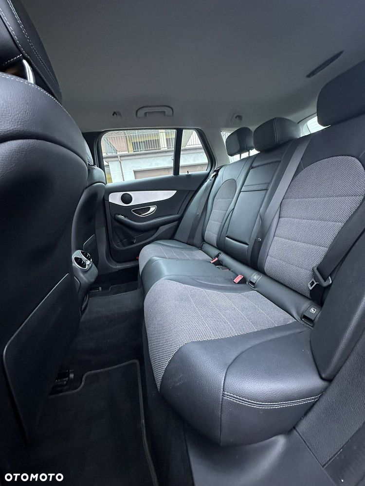 Mercedes-Benz Klasa C - 30