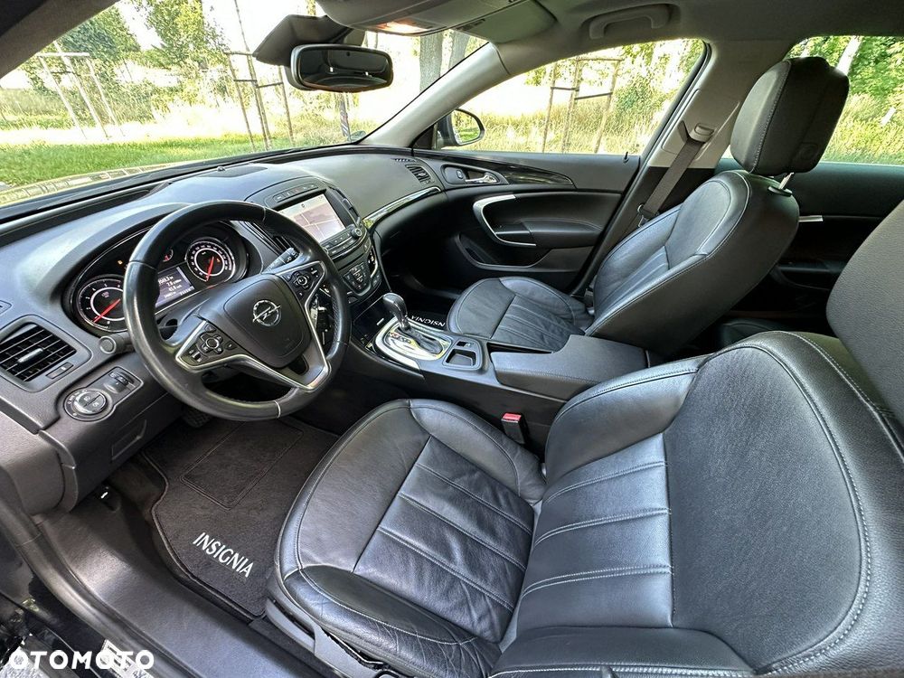 Opel Insignia - 19
