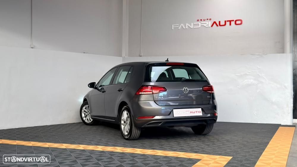 VW Golf 1.6 TDI Trendline - 12