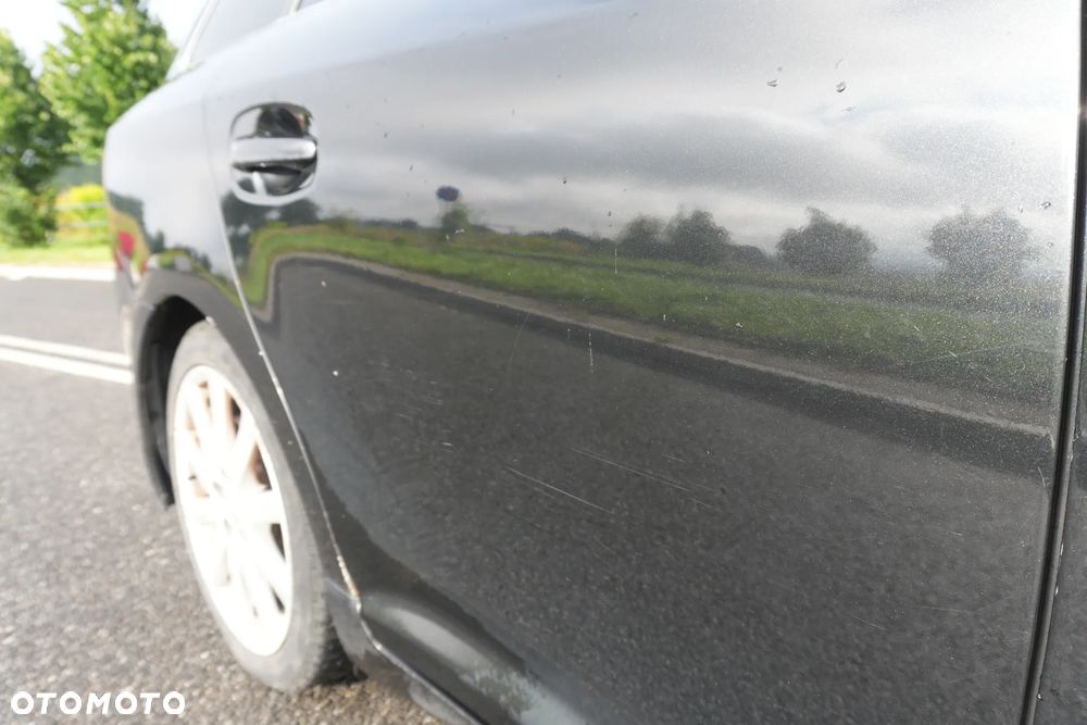 Toyota Avensis 2.0 Prestige MS - 18