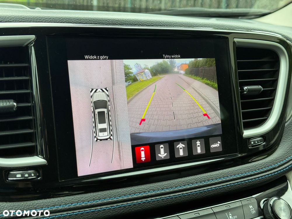 Chrysler Pacifica - 24