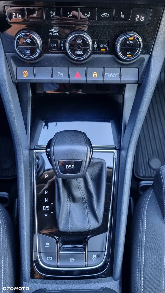 Skoda Karoq 1.5 TSI ACT 4x2 Style DSG - 12